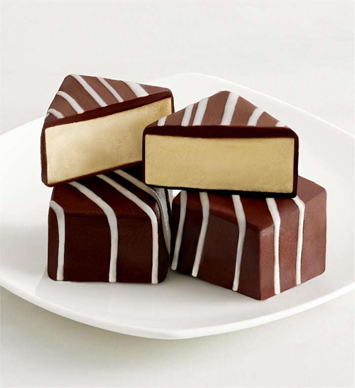 Classic Cheesecake Bites™ with Holiday Cheer™ Dipped Strawberries