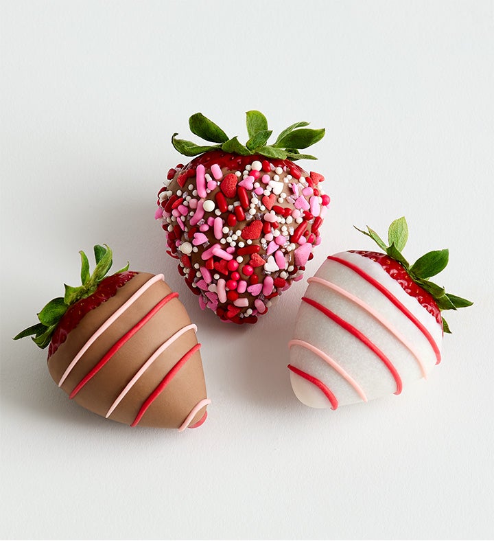 Sweetly Sprinkled Dipped Strawberries™