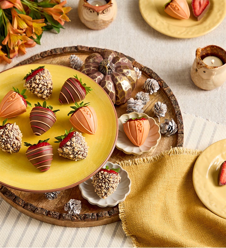Gourmet Fall Dipped Fancy Strawberries™ 12ct/24ct
