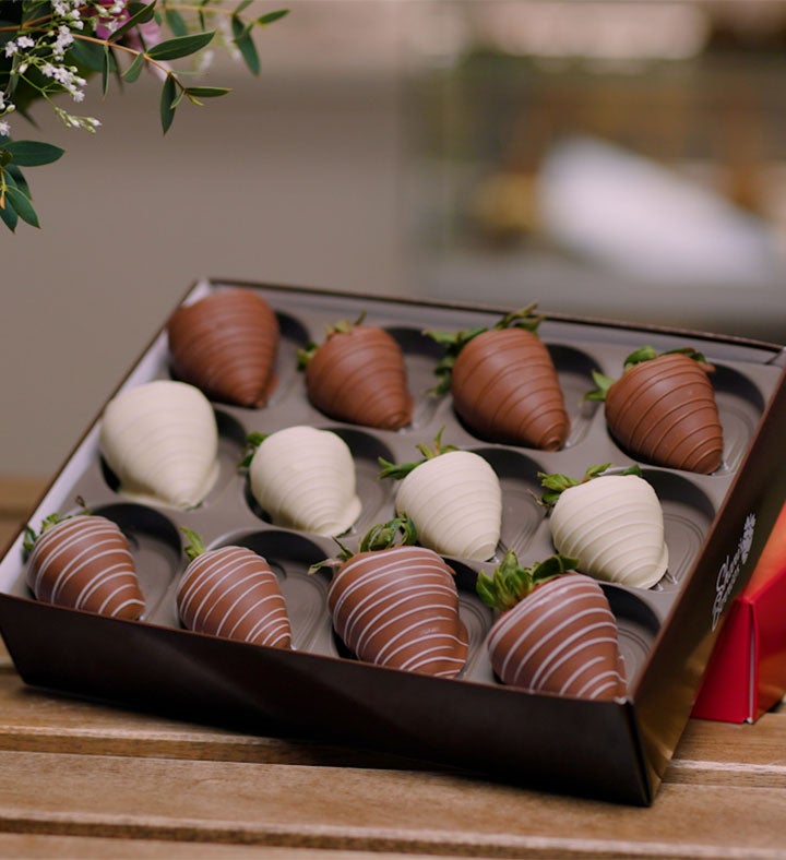 Lavender Garden & Mother’s Day Drizzled Strawberries